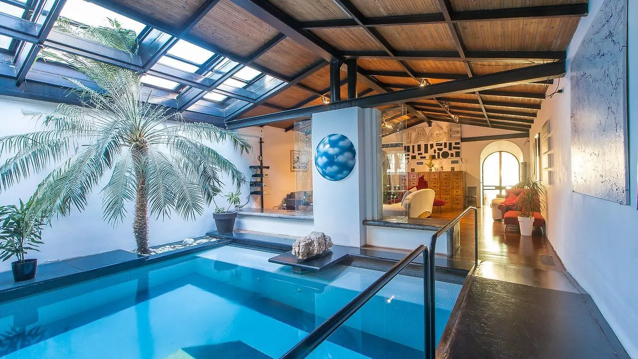 Rental In Rome Riari Garden شقة